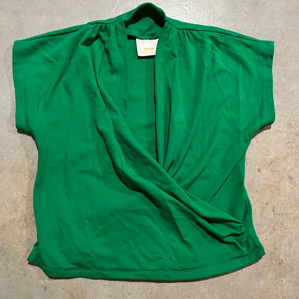 Kelly green Maeve shirt size medium